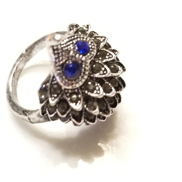 HEDGEHOG RING GOLD Rhinestone Statement Ring - Picture 4 of 5